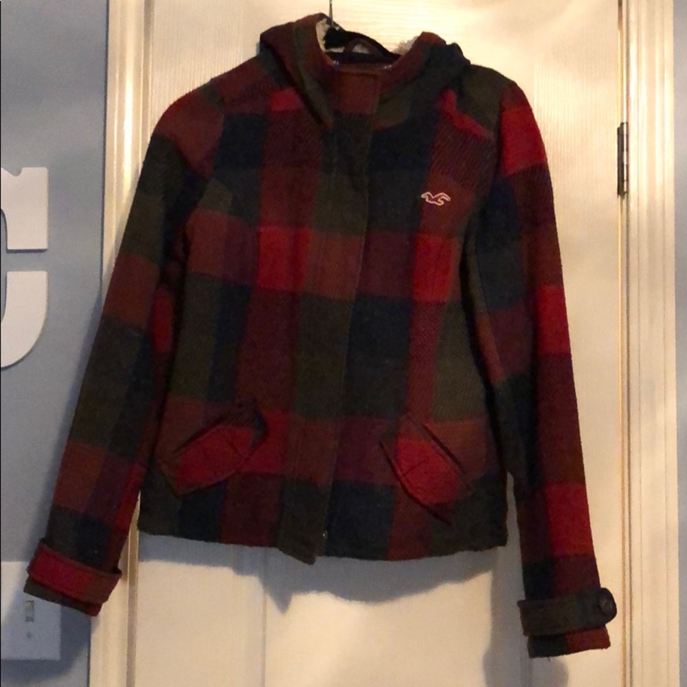 Hollister Plaid Winter Coat with fur lined hood